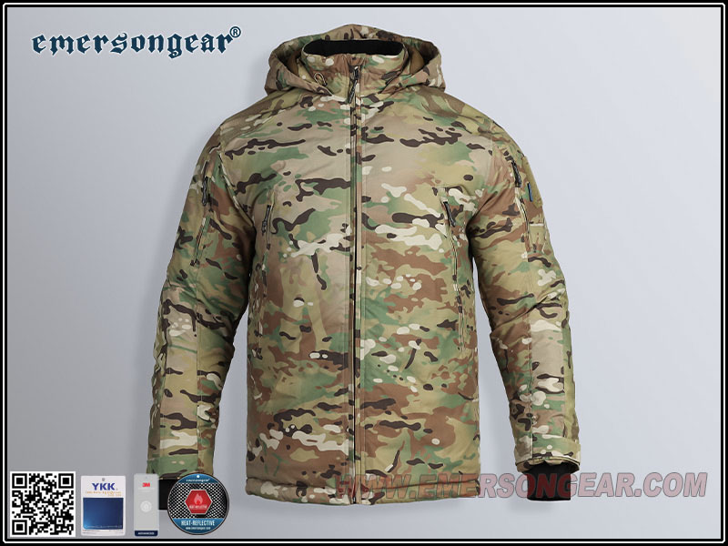 الملابس القطنية القطبية ذات العلامة الزرقاء من EmersonGear 'Arctic Fox'.